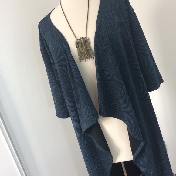 LuLaRoe Other - LuLuRoe Kimono